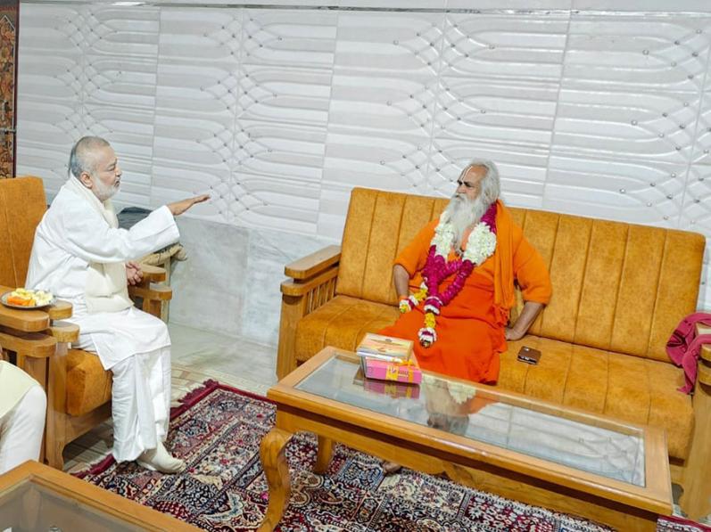 Brahmachari Girish Ji visited Ayodhya ji	