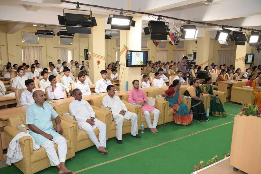 The 10-day Maharishi Vedic Life Training Program has started at the Maharishi Center for Educational Excellence auditorium in Bhopal. 
