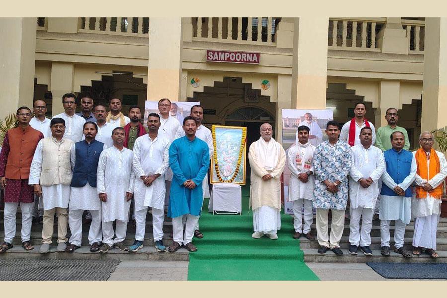 214 meditators have received Vedic Divine Technique from Brahmachari Girish ji at Guwahati