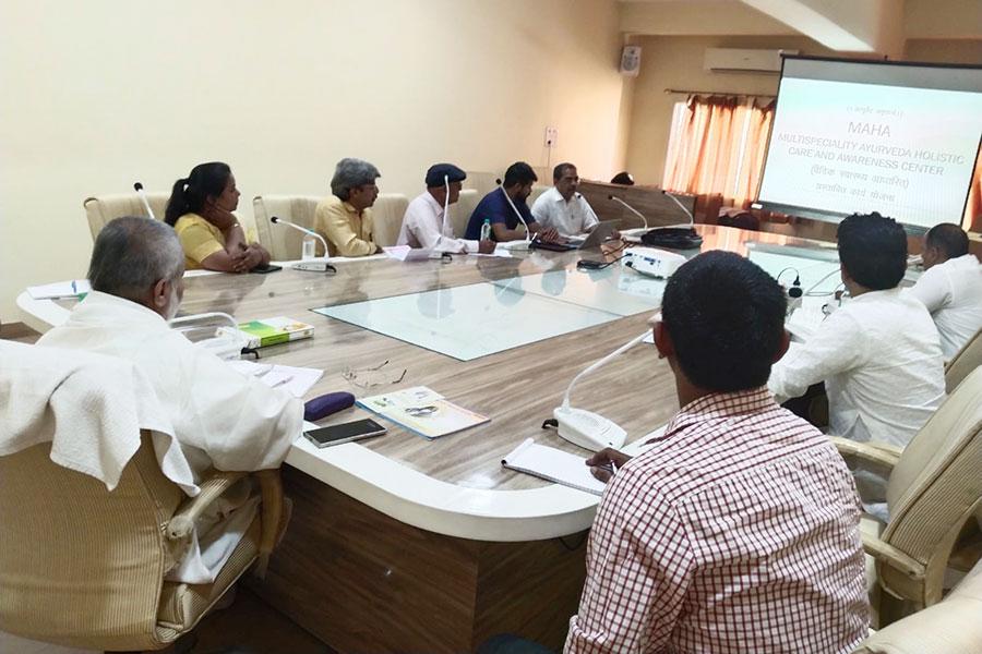 A planning session was organised with senior Vaidyas, Professors and Experts of Ayurveda at Bhopal to create disease free society, the divine wish of His Holiness Maharishi Mahesh Yogi Ji.