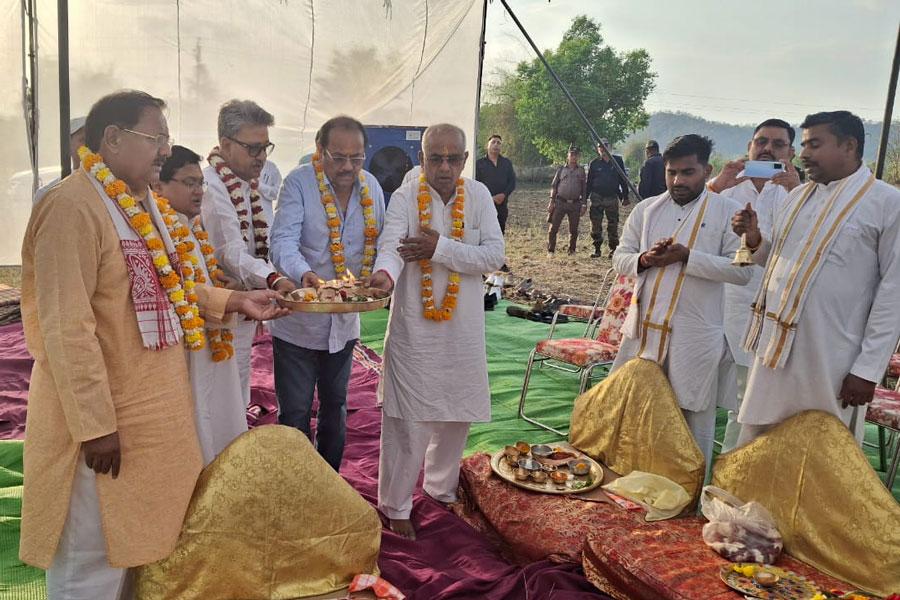 Ved Vidya Martand Brahmachari Girish Ji has taken up the construction of 5 temples of Panch Devatas at Brahmsthan of India to fulfil divine desire of His Holiness Maharishi Mahesh Yogi Ji. Bhumi and Shila Pujan was done by Maharishi Vedic Pundits in auspicious presence of Brahmachari Girish Ji in auspicious Muhurta given by Jyotish department of Maharishi Ved Vigyan Vishwa Vidyapeeth. 
