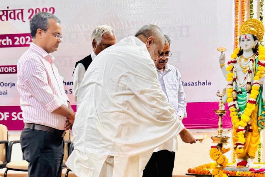 A National level Thematic Seminar was organised by Ojas Foundation in mentorship of Maharishi Vedic Health Centre, Bhopal. Brahmachari Girish Ji was invited as Chief Guest. Many medical practitioners, Vaidyas, Directors/Principals and Faculty of Medical/Ayurveda Colleges, Students and eminent scholars have attended the seminar.