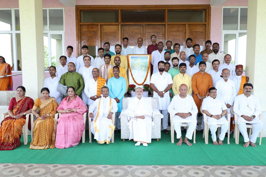 Maharishi World Peace Assembly was inaugurated today at Maharishi Bliss Residency, Bhopal by Ved Vidya Martand Brahmachari Girish Ji.