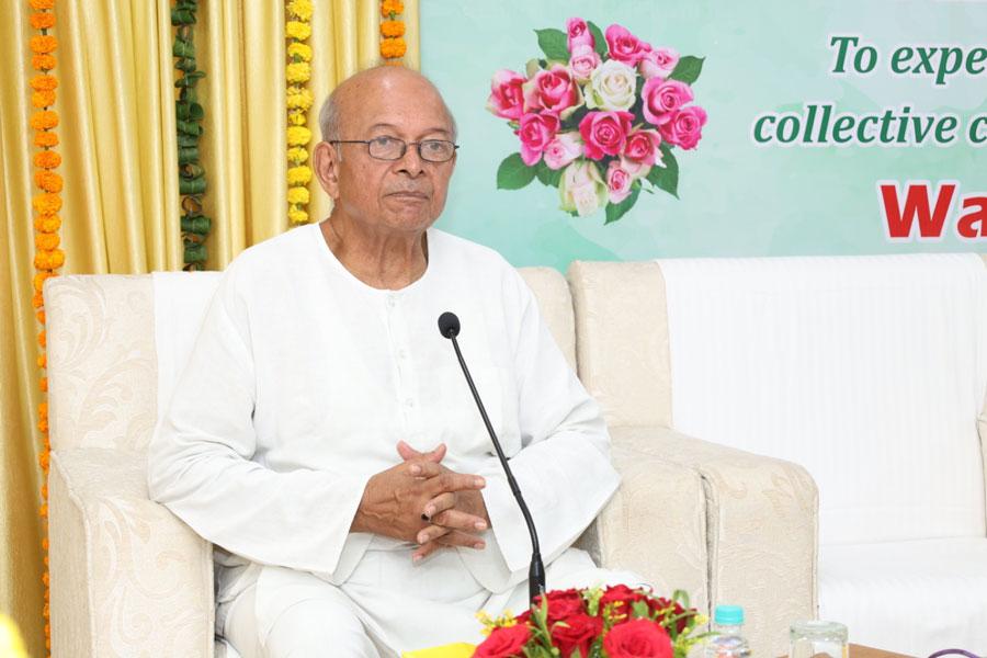 Maharishi World Peace Assembly was inaugurated today at Maharishi Bliss Residency, Bhopal by Ved Vidya Martand Brahmachari Girish Ji.