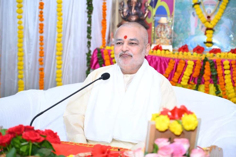  Maharishi Sansthan imbibe Cultural Values and Sanskaras in children: Brahmachari Girish Ji
The two-day Maharishi National Cultural Celebration 2025 for young students began at the Maharishi Centre for Educational Excellence in Bhopal on Wednesday.