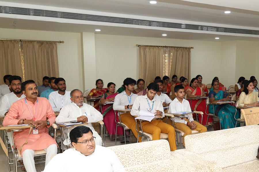 Maharishi World Peace Assembly was organized at Bhopal under the auspices of Maharishi World Peace Movement from 29th March to 4th April 2025.