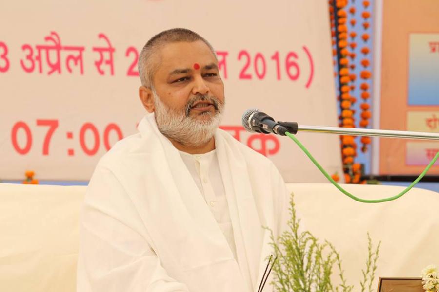 Brahmachari Girish Ji  at Maharishi Shivir in Simhastha Kumbha 2016, Ujjain, Madhya Pradesh, India